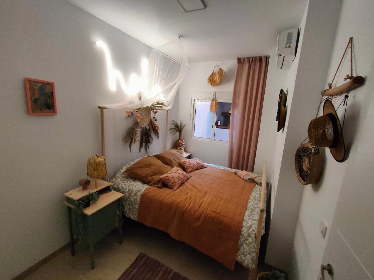Hola Apartament Аликанте Экстерьер фото